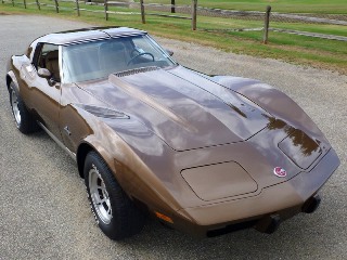 Right front 1975 Chevrolet Corvette