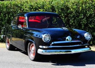 1953 Henry J